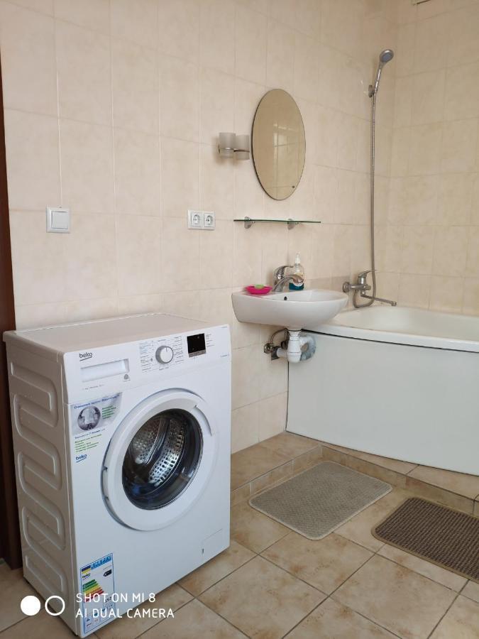 Apartments Domovik Просторная Квартира С Видом На Горы Mukačevo Esterno foto
